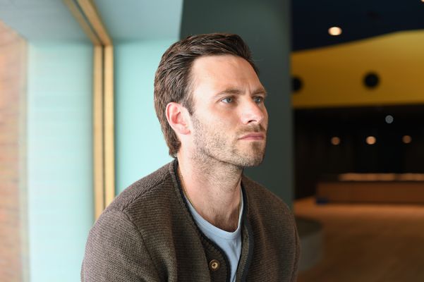 Jonathan Müller (c) Gabriela Neeb Das Foto zeigt ein Portrait von Jonathan Müller in der Profilansicht