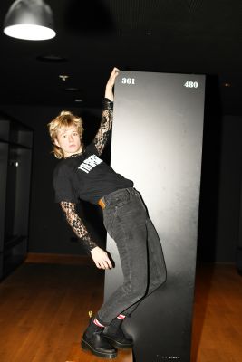 Ganzkörper Portrait von Henriette Nagel