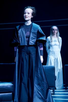 Lena Brückner, Ruth Bohsung (c) Arno Declair