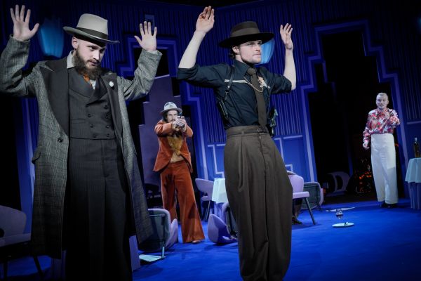 Nils Karsten, Alexandros Koutsoulis, Cedric Stern, Anton Nürnberg (c) Arno Declair