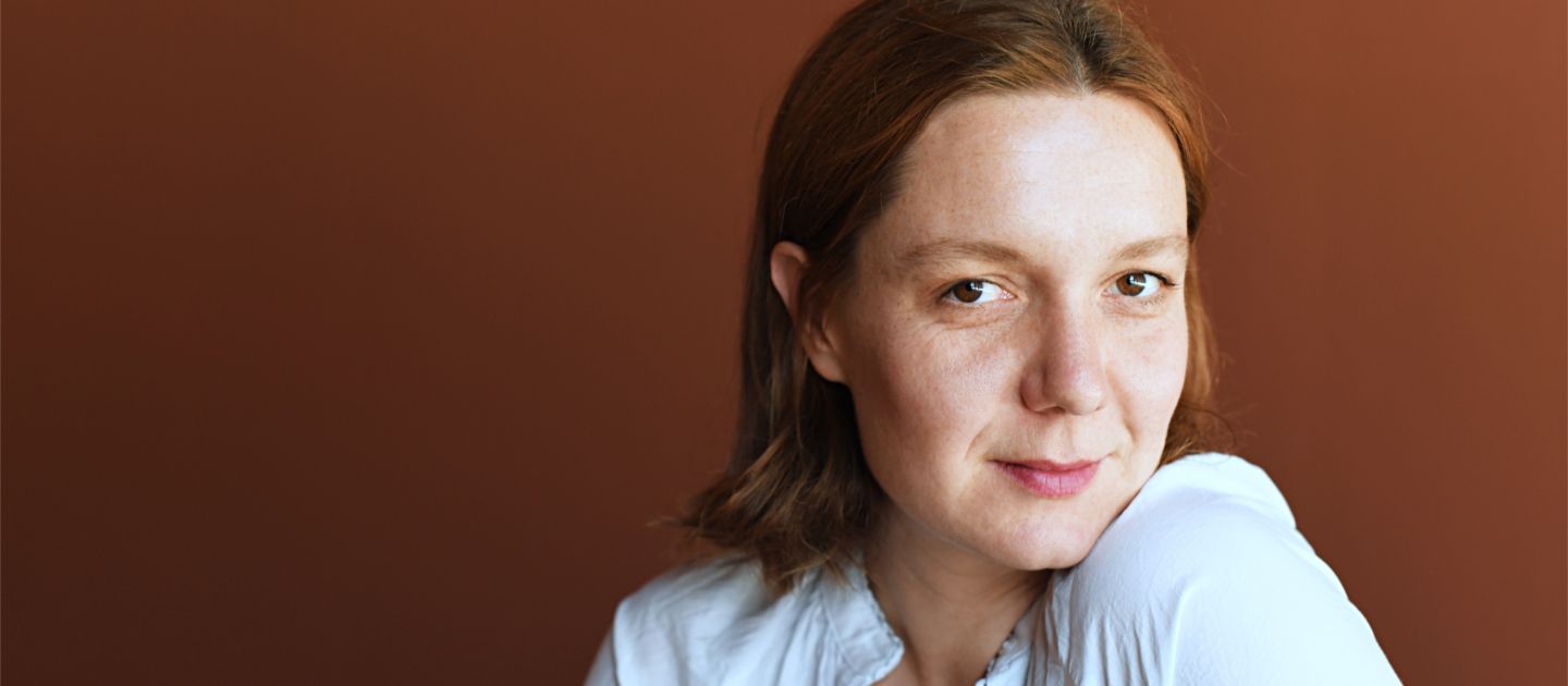 Ein Portrait von Mara Widmann