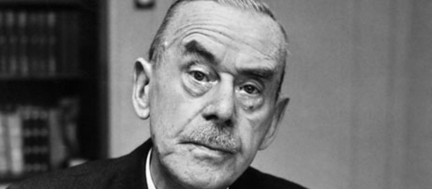 Ein Schwarz-Weiß-Foto von Thomas Mann