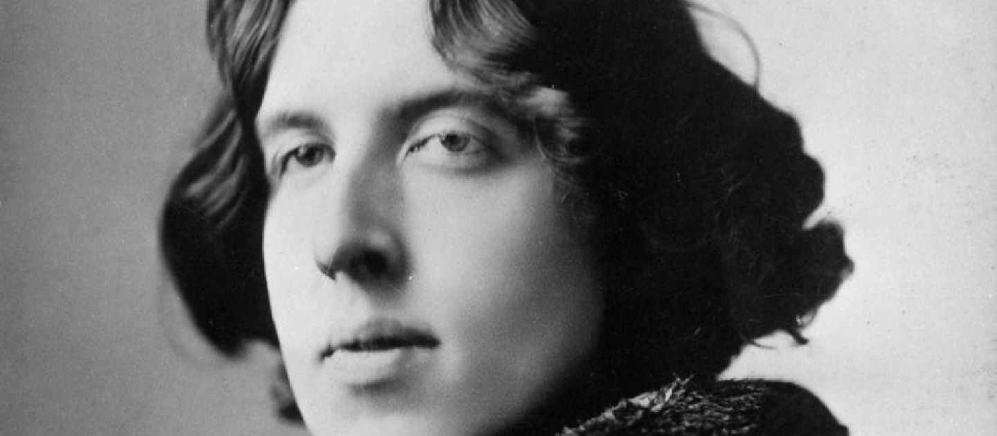 Ein Schwarz-Weiß-Foto von Franz von Oscar Wilde