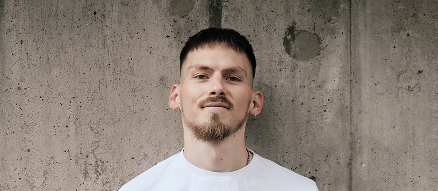 Portraitfoto von Lukas Robitschko