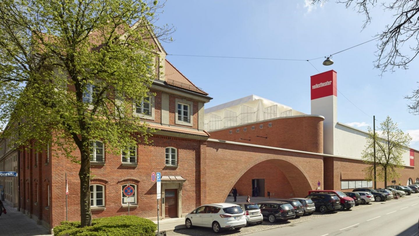 Das vordere Eckhaus für die Kinderbetreuung