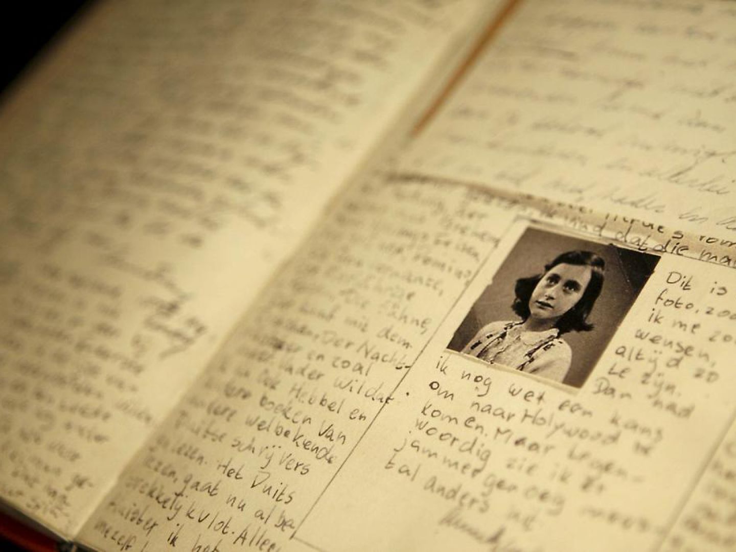 Ein Foto des Tagebuchs von Anne Frank