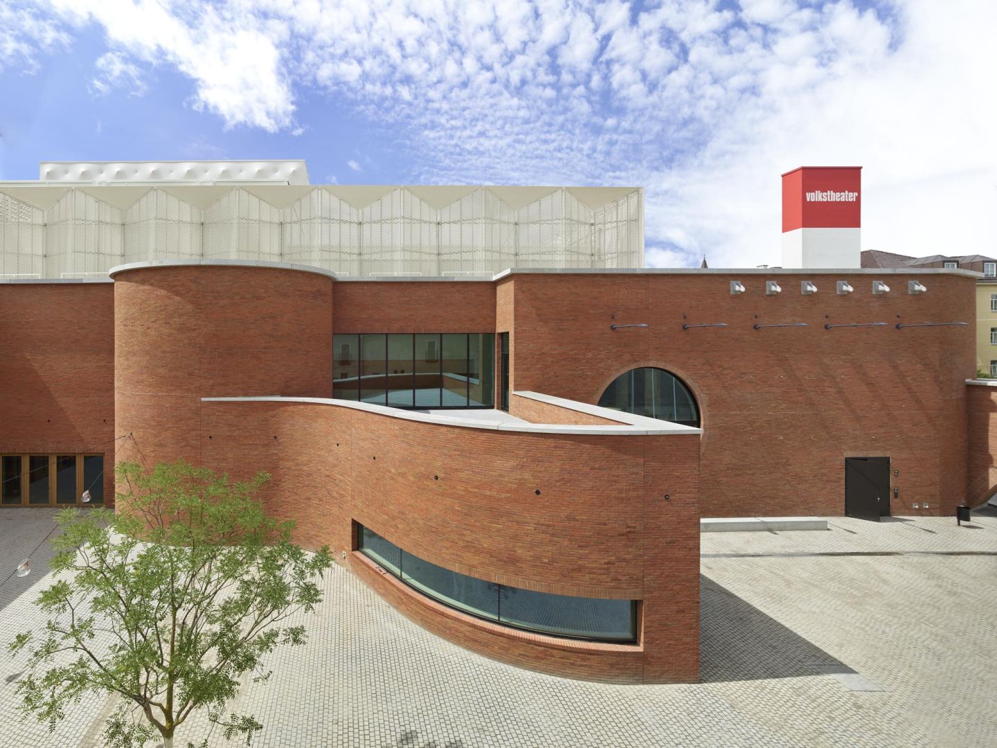 Außenansicht des Münchner Volkstheaters