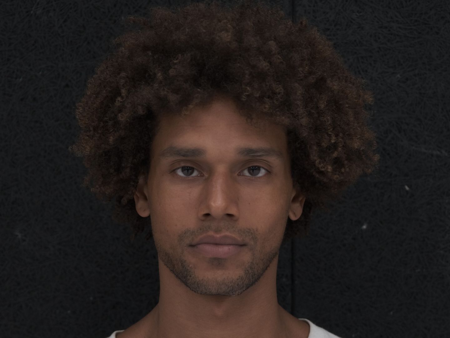 Ein Portraitfoto von Marcell Johnson