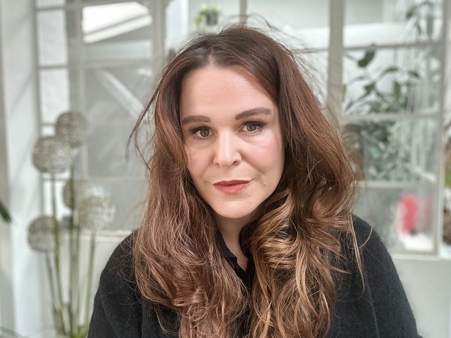 Ein Portraitfoto von Evi Bauer