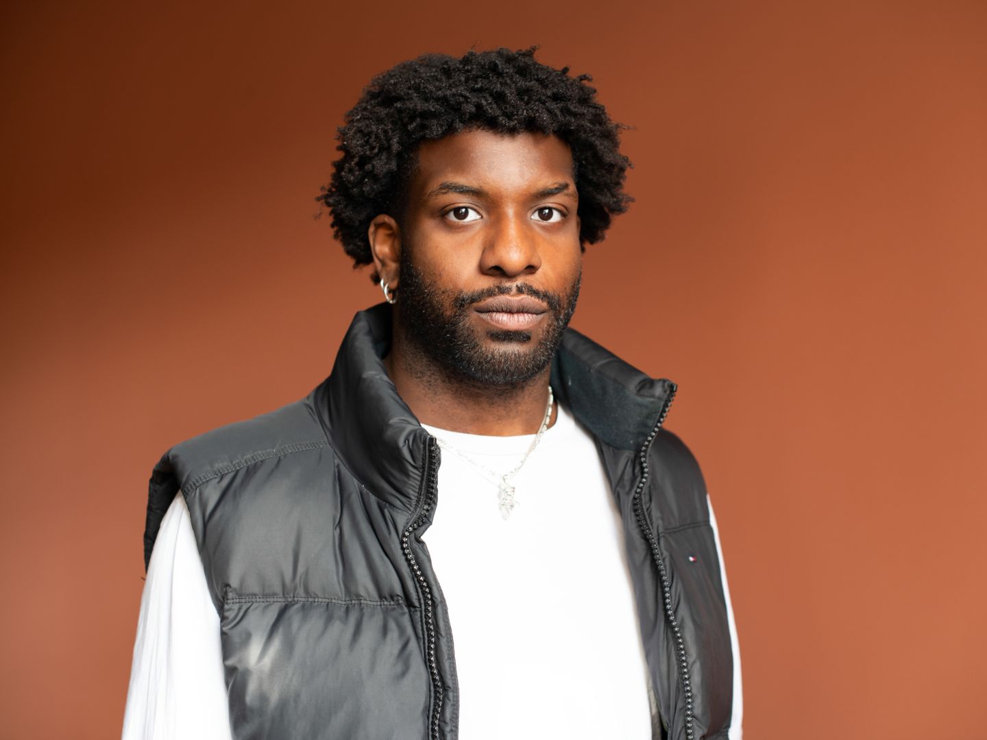 Portraitfoto von Mike Ezeala