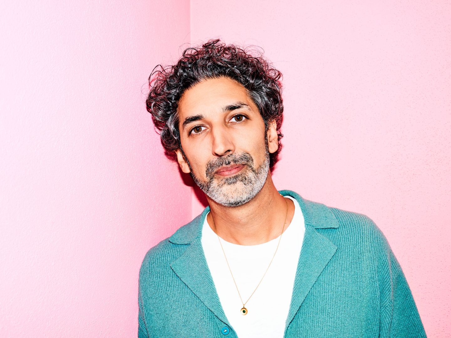 Ein Portraitfoto von Ketan Bhatti