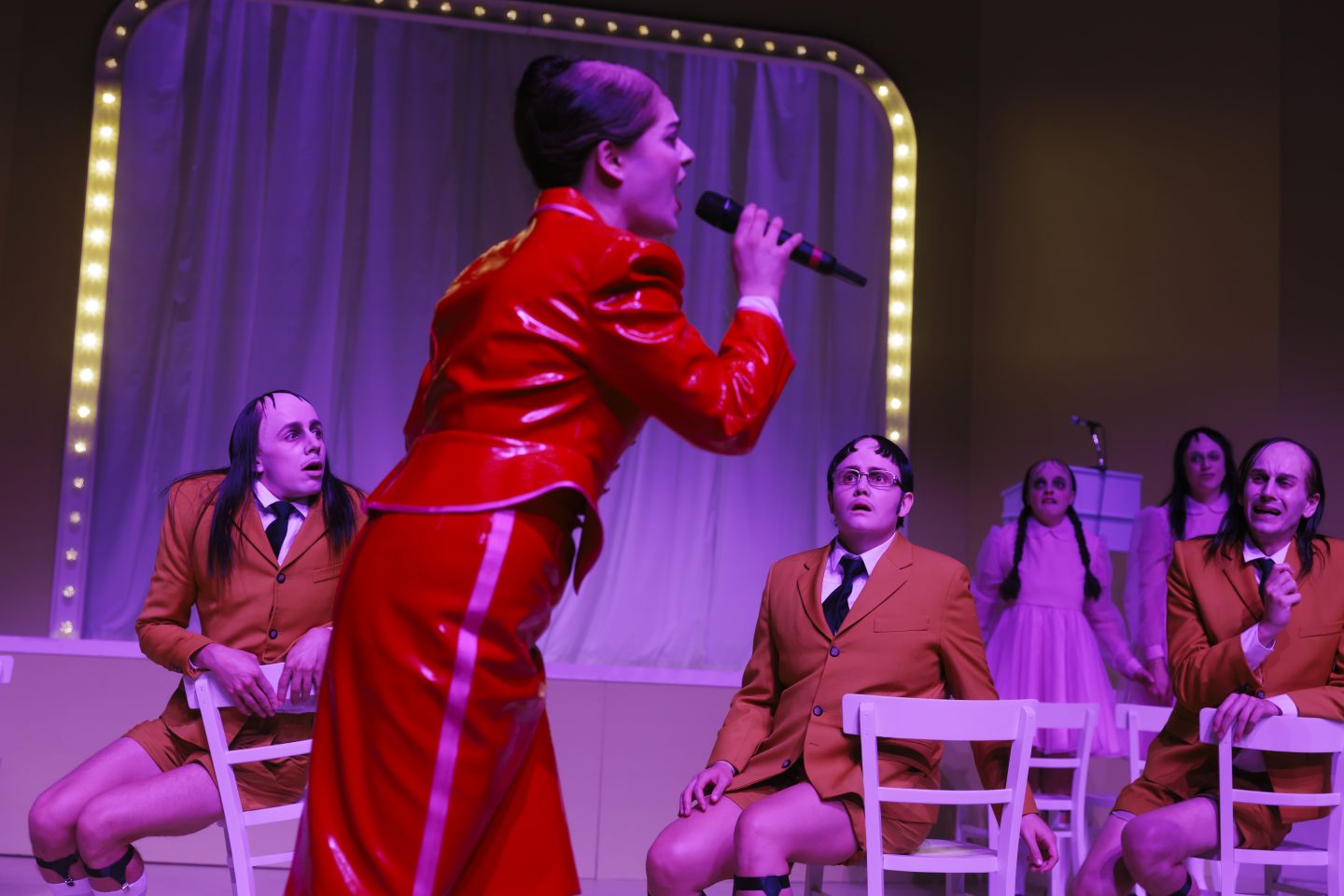 Julian Gutmann, Luise Deborah Daberkow, Paulina Alpen, Anne Stein, Silas Breiding, Loenz Hochhuth (c) Marcella Ruiz Cruz