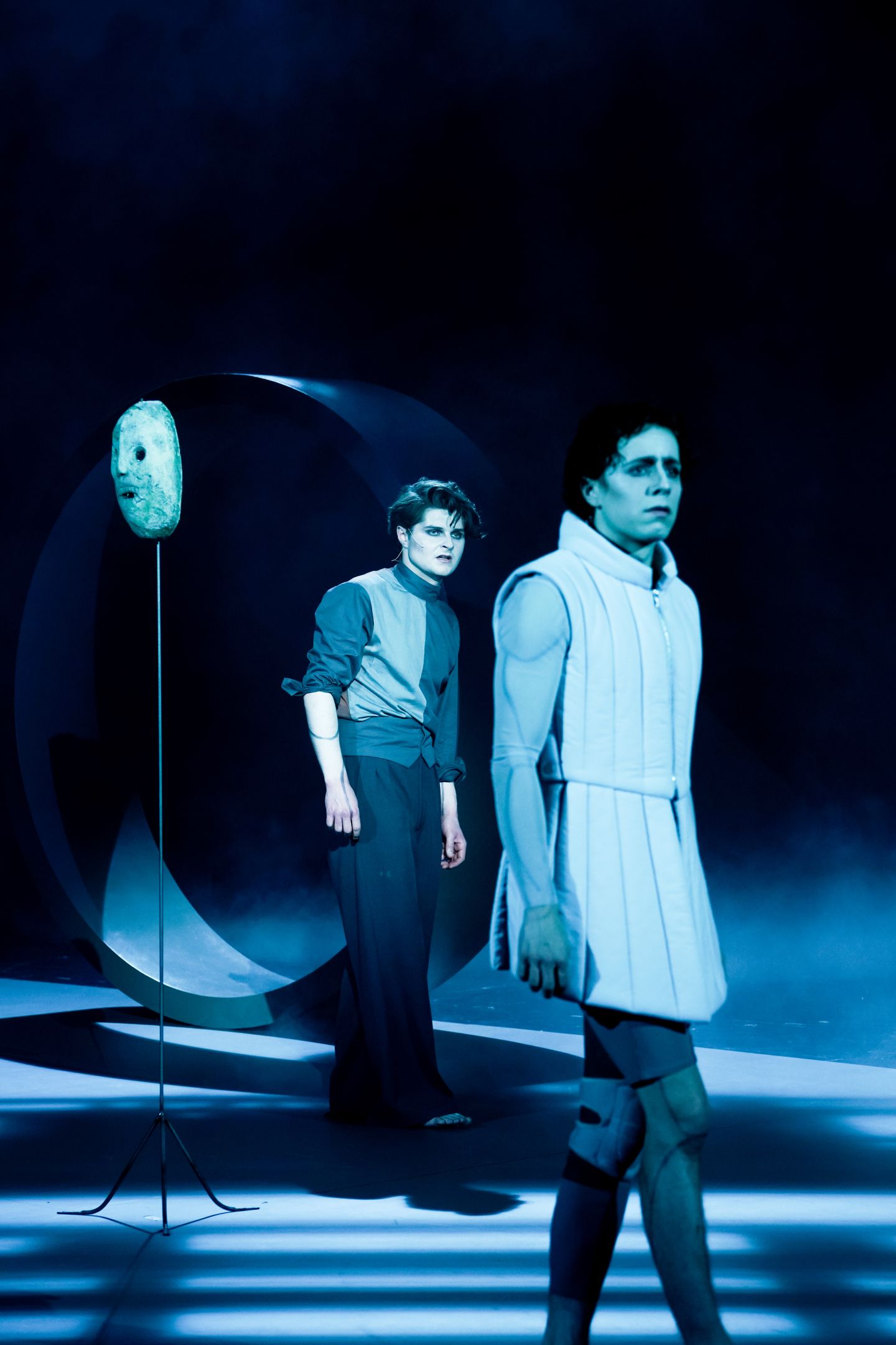Frankenstein_Cedric Stern, Julian Gutmann (c) Arno Declair