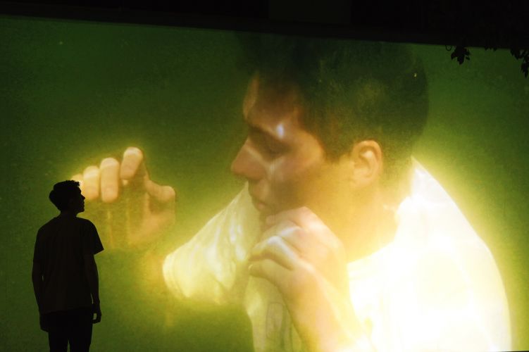 hyper (UA) (c) Gabriela Neeb hyper (UA) (c) Gabriela Neeb